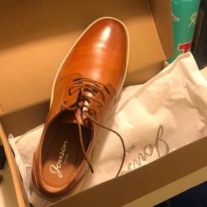 Men classic shoes